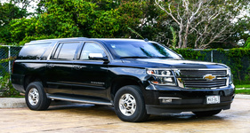 Marathon NY Taxi Service SUV for 20 to 30 passengers, ideal for group travel, airport transfers, and special events
